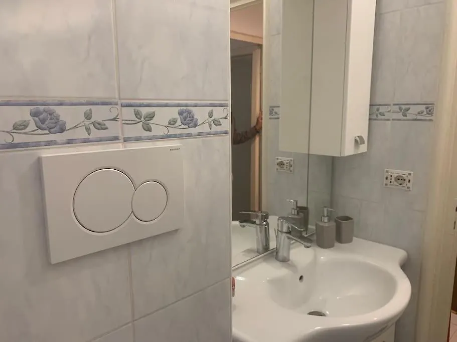One Bedroom Apartment Near San Siro In Milán Itálie